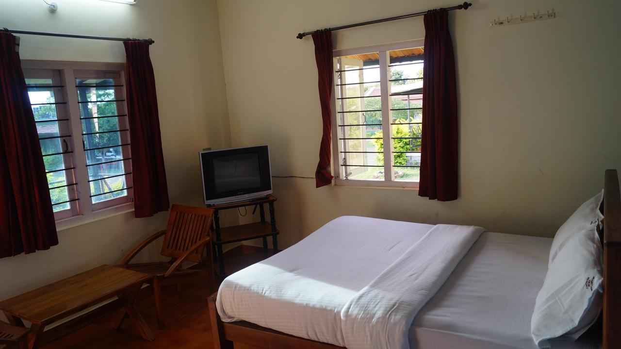 Mountain View Hotel Masinagudi Bagian luar foto